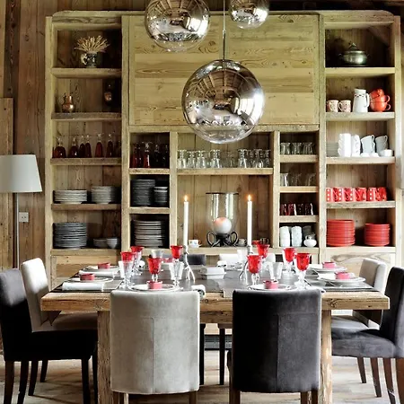 Javen - 520m2 Avec Piscine Chauffee Et Cinema Alpstuga