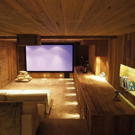 Javen - 520m2 Avec Piscine Chauffee Et Cinema Chalé Megève