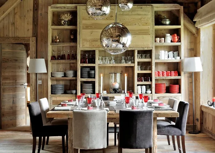 Javen - 520m2 Avec Piscine Chauffee Et Cinema Chalet