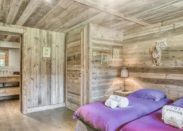 Chalet Javen - 520m2 Avec Piscine Chauffee Et Cinema Megève