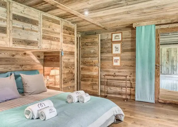 Javen - 520m2 Avec Piscine Chauffee Et Cinema *